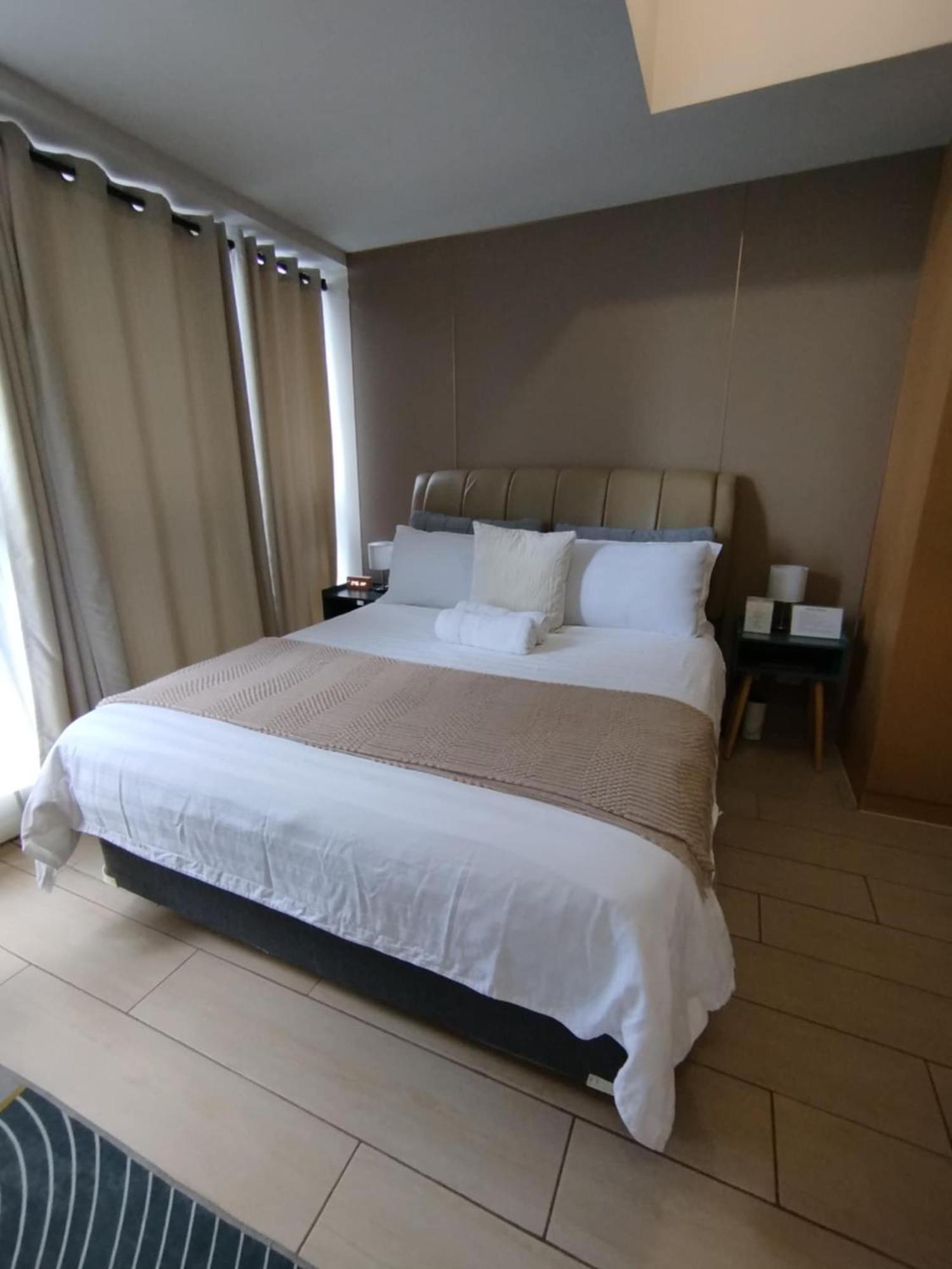 Cozy 1Br Uptown Parksuites Tower1 Bgc Manila Exterior foto